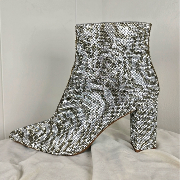 Betsey Johnson Cady 8 Rhinestone Zebra Cheetah Boots - Picture 8 of 16
